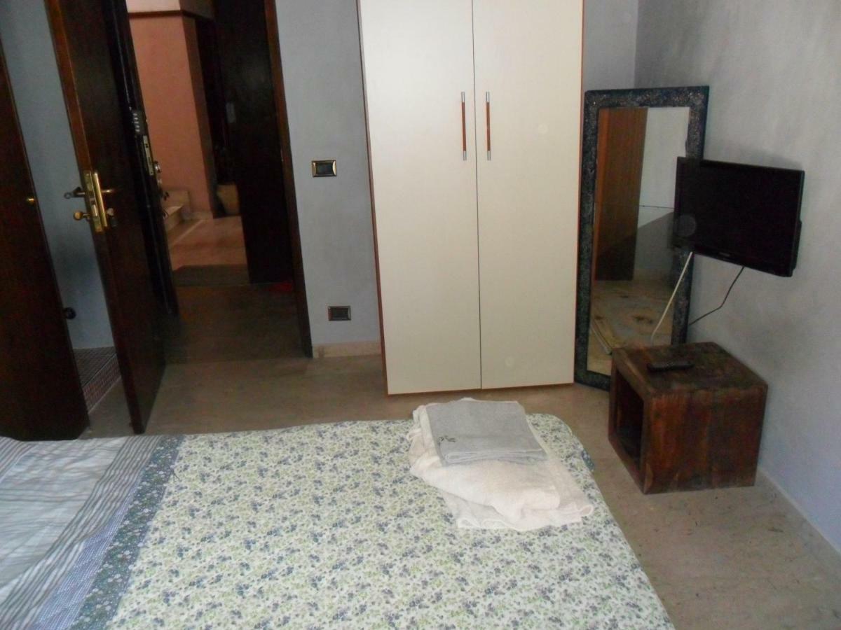 מילאצו B&B Pinkhouse מראה חיצוני תמונה